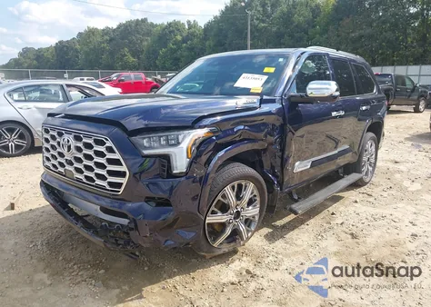 2025 Toyota Sequoia Capstone z USA, uszkodzony, nr VIN 7SVAAABA5SX055248